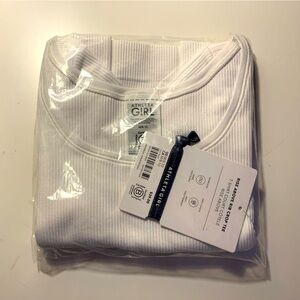 Athleta rise above rib crop tee